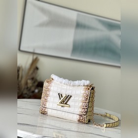 LV Артикул： M50282 Сумка с цепочкой и тиснением под кожу крокоди
