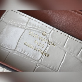 LV Артикул： M50282 Сумка с цепочкой и тиснением под кожу крокоди