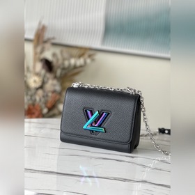 LV Модель： M58597 Twist Маленькая сумка Кожа Taurillon с металли