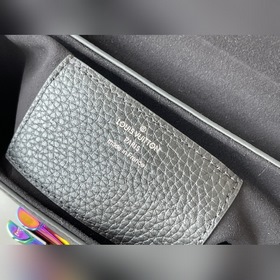 LV Модель： M58597  Сумка Twist Small Кожа Taurillon с металличе