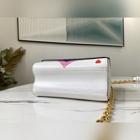 LV Артикул： M57460 Маленькая сумка Twist из капсульной коллекци