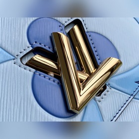LV Модель： M50282 Сумка среднего размера из кожи Transformed Epi