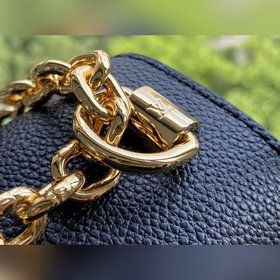 LV Артикул： M57057  Сумка Twist среднего размера С клапаном из 