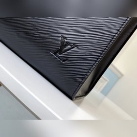 LV Модель M56080 Черный Onthego Средняя сумка-тоут Изготовлена из