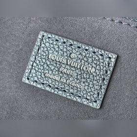 LV Артикул： M58956 Маленькая сумка Изготовлена из кожи с тиснен