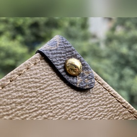 LV Артикул： M45039 Мини-сумка ONTHEGO Для работы, покупок или п