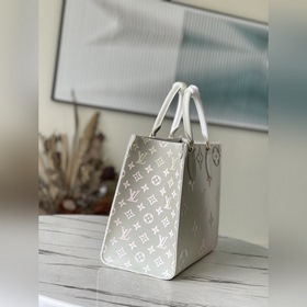 LV Артикул： M20510 Серо-зеленый  OnTheGo Средняя сумка из парус