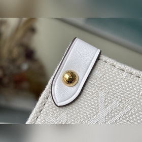 LV Артикул： M20815 Белая сумка OnTheGo Изготовлена из вышитого ж