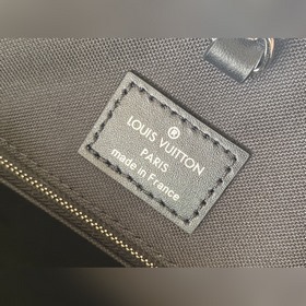 LV Артикул： M44586 Черный с цветочным узором, средний размер Сум