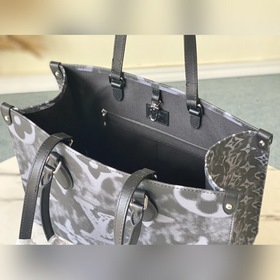 LV Артикул： M44586 Черный с цветочным узором, средний размер Сум