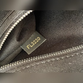 LV Артикул： M44586 Черный с цветочным узором, средний размер Сум