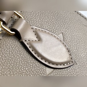 LV Артикул： M45660 Абрикосовый Onthego mini Tote Вдохновленная к