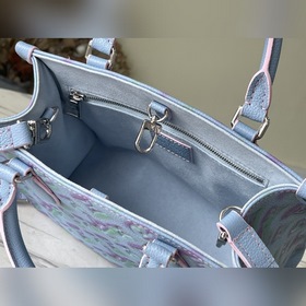 LV Артикул： M46067 Синий Весенняя и летняя коллекция Onthego Мал