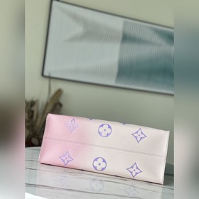 LV OnTheGo Большая сумка Артикул： M46076 Новая модель весны 202
