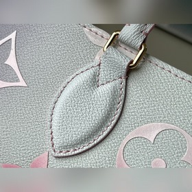 LV OnTheGo Большая сумка Артикул： M46076 Новая модель весны 202