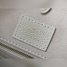 LV Артикул： M46128  Сумка OnTheGo из кожи Monogram Классический