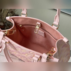 LV Артикул： M46168 Розовый Весенняя и летняя коллекция Onthego М