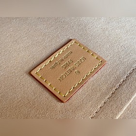 Средняя сумка LV Onthego Артикул： M57396 В весенней коллекции 2