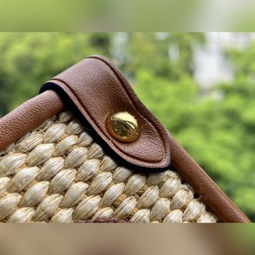 LV  Артикул： M57644 Сумка OnTheGo среднего размера Вышитый узор