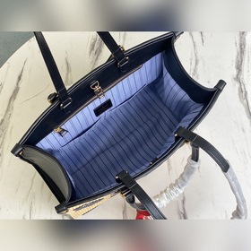 LV  Артикул： M57723  OnTheGo Большая сумка-тоут Ткань Monogram 
