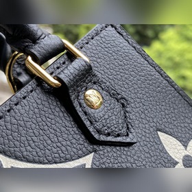 LV Артикул： M57937 Черный  Сумка Petit Sac Plat Сумка с нежным 