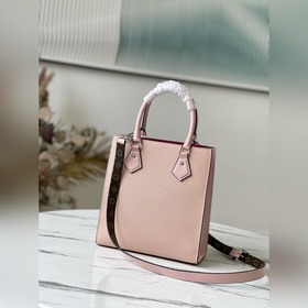 LV Артикул： M58660 Розовая сумка Petit Sac Plat Классическая сум