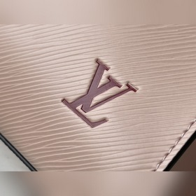 LV Артикул： M58660 Розовая сумка Petit Sac Plat Классическая сум