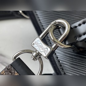 LV Модель： M58660 Черная сумка Petit Sac Plat Классическая сумка
