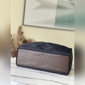 LV Артикул： M59005 Черный  OnTheGO Большая сумка Изготовлена из