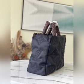 LV Артикул： M59005 Черный  OnTheGO Большая сумка Изготовлена из