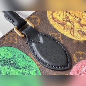 LV Артикул： M59245  Сумка OnTheGo Tote Из капсульной коллекции 