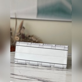 LV Артикул： M59264 Серия «Лувр» Сумка Дно сумки укреплено кожей