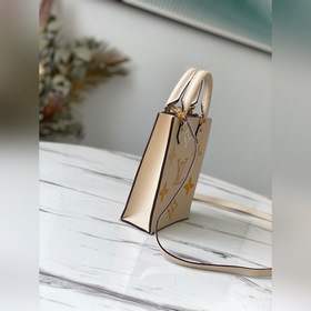 LV Артикул： M80049 Ванильный желтый Сумка Petit Sac Plat Сумка 