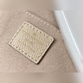 LV Артикул： M80049 Ванильный желтый Сумка Petit Sac Plat Сумка 