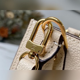 LV Артикул： M80049 Ванильный желтый Сумка Petit Sac Plat Сумка 