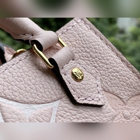 LV Модель： M80449 Розовый  Сумка Petit Sac Plat Сумка с нежным 