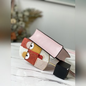 LV Модель： M80449 Розовый  Сумка Petit Sac Plat Сумка с нежным 