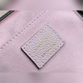 LV Модель： M80449 Розовый  Сумка Petit Sac Plat Сумка с нежным 