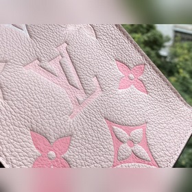 LV Модель： M80449 Розовый  Сумка Petit Sac Plat Сумка с нежным 