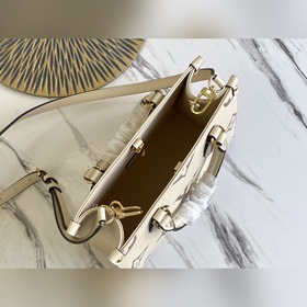 LV Артикул： M45654 Молочно-белая/нежно-розовая сумка Onthego Sma