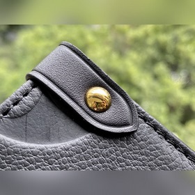 LV Артикул： M45661 Черный Мини-сумка OnTheGo Tote Мотив Monogram