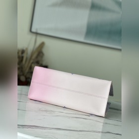 LV Модель： M20510 Розовая сумка OnTheGo среднего размера из пару