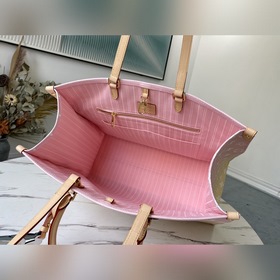 LV Артикул： M57641 Светло-розовая сумка OnTheGo большого размера