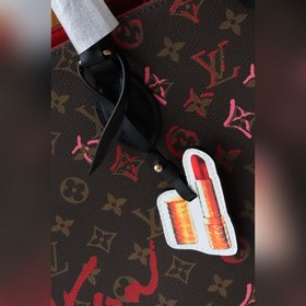 LV Артикул： M45888 Сумка-тоут Сердце Швейцарский художник Урс Фи