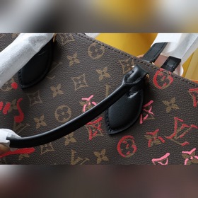 LV Артикул： M45888 Сумка-тоут Сердце Швейцарский художник Урс Фи