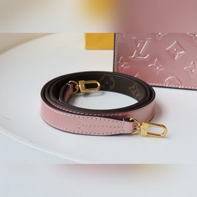 LV Модель： M90564/M69442 Лакированная кожа Сумка PETIT SAC PLAT 
