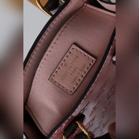 LV Модель： M90564/M69442 Лакированная кожа Сумка PETIT SAC PLAT 