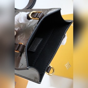 LV Модель： M90564/M69442 Лакированная кожа Сумка PETIT SAC PLAT 