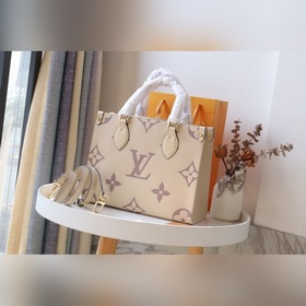 LV Артикул： M45660 Средняя сумка OnTheGo Мотив Monogram сначала