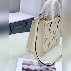 LV Артикул： M45654 Белый Onthego Маленькая сумка Tote Вдохновленн